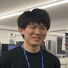 小田島　響