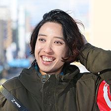 シャッジャド 円桃